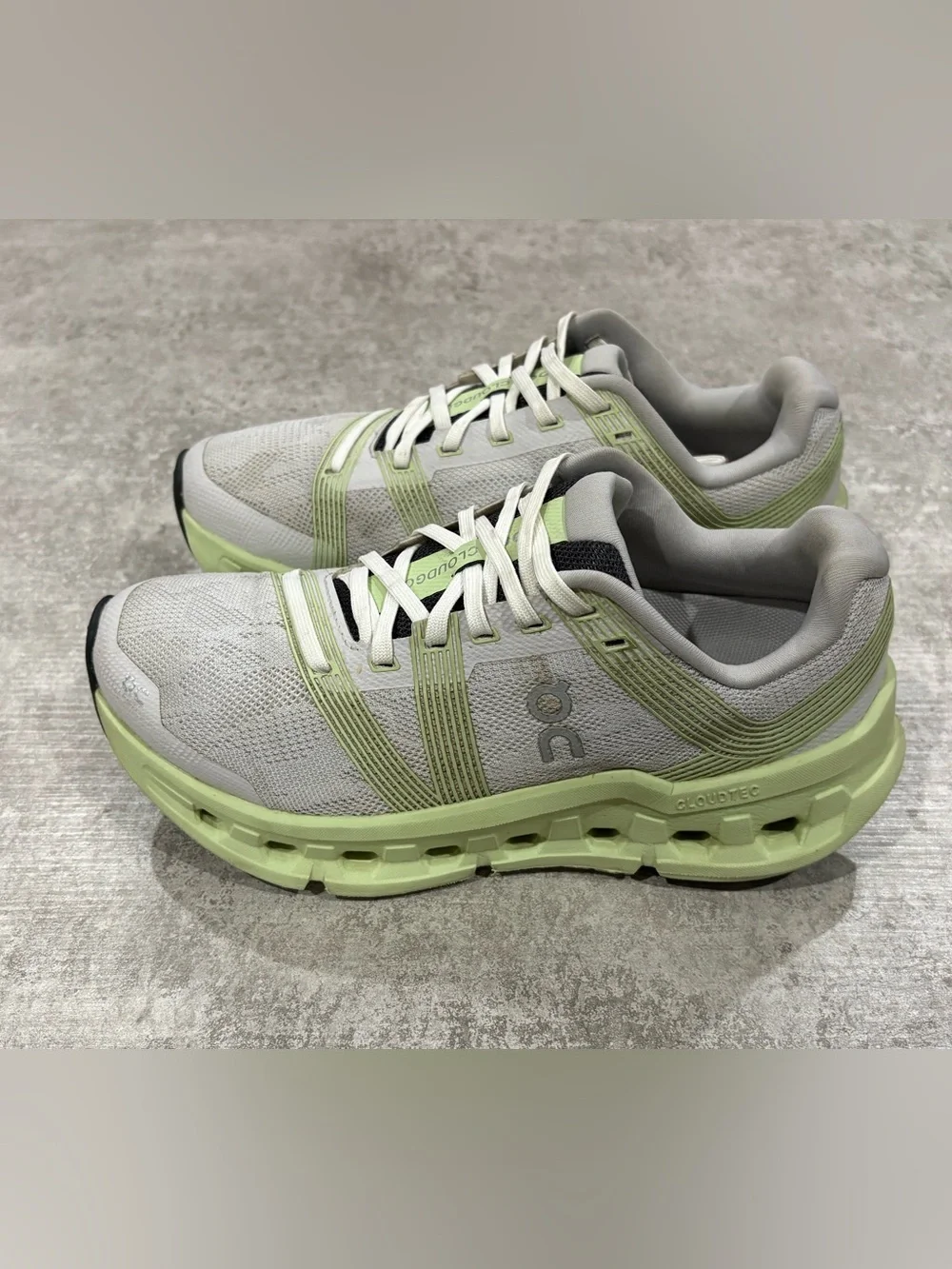 On Running CloudGo Meadow Green